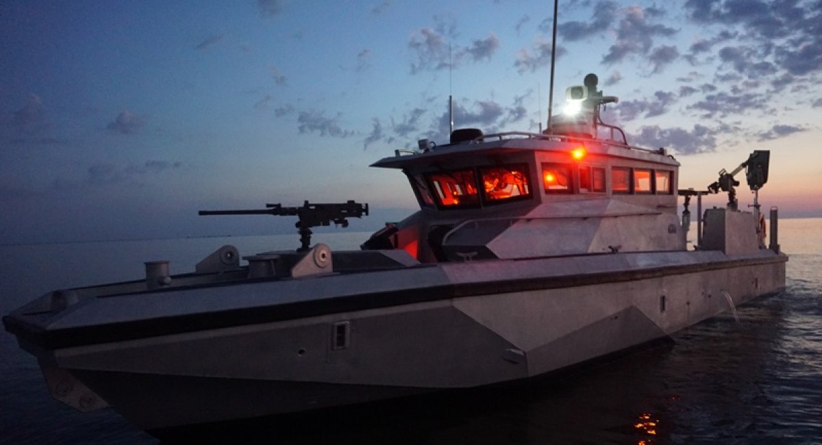 Ukrainian Marines Received Metal Shark's '40 Defiant' Patrol Boats (Photo) | Defense Express