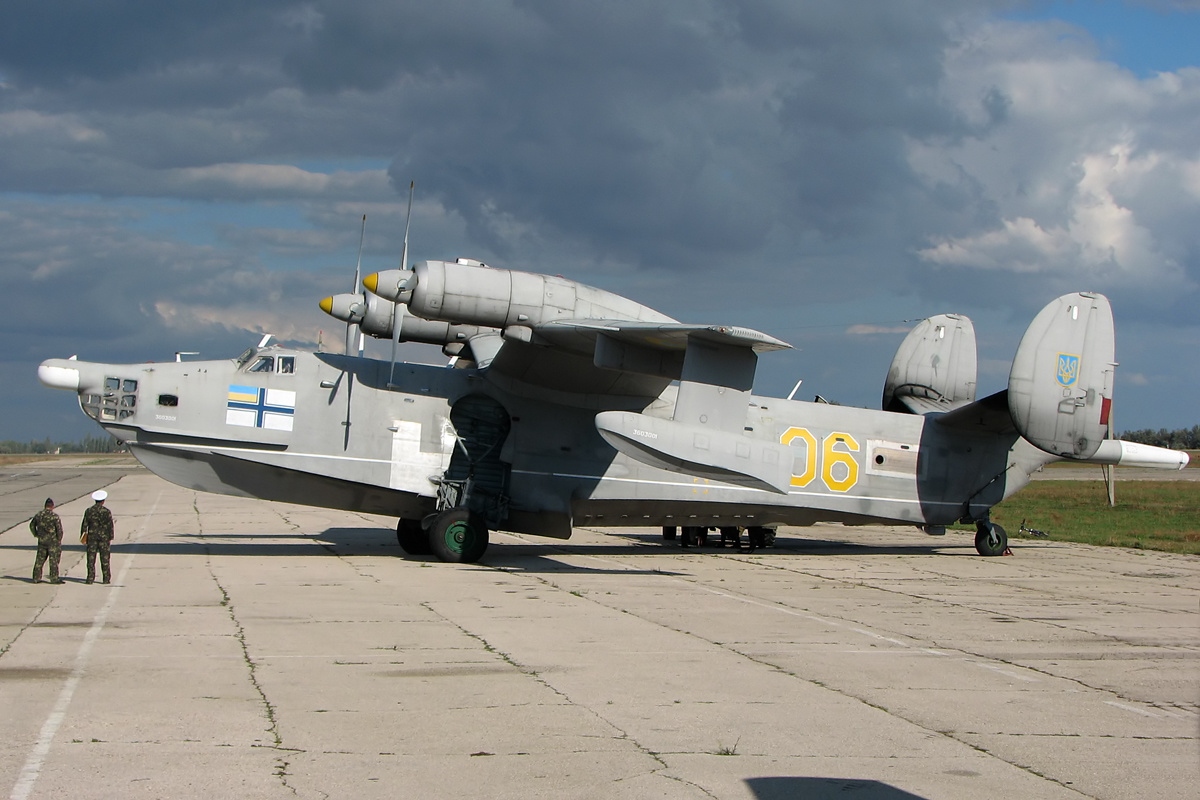 File:Beriev Be-12 Chaika, Ukraine - Navy AN1739095.jpg - Wikimedia Commons