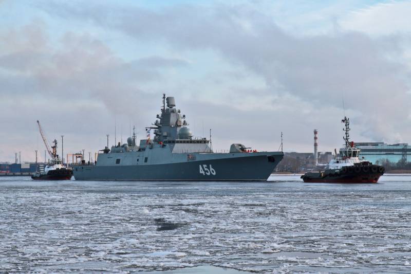 The frigate Admiral Golovko left Severnaya Verf for the first time and started sea trials in